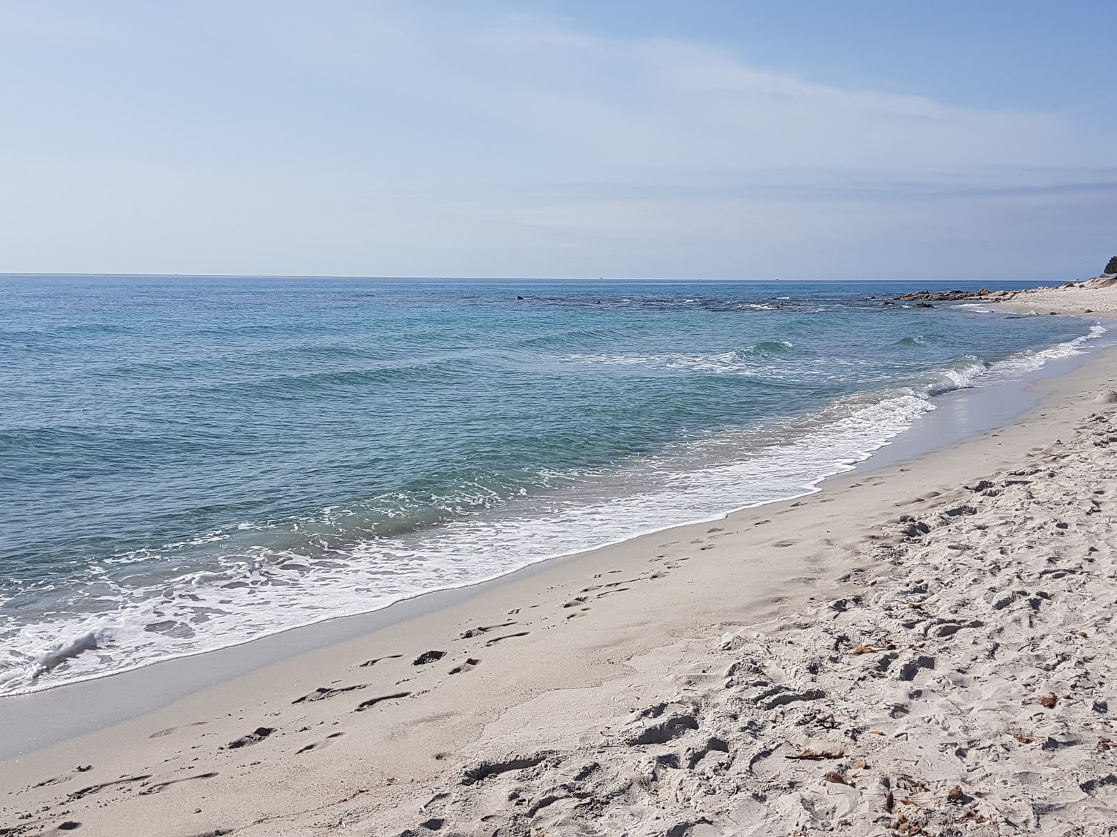 Foto di Spiaggia Biderrosa area servizi