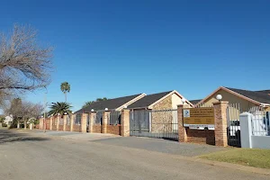 MGH GUEST HOUSE & CONFERENCE - KLERKSDORP image