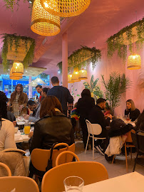 Atmosphère du Restaurant servant le petit-déjeuner Bon Bouquet Café à Paris - n°18