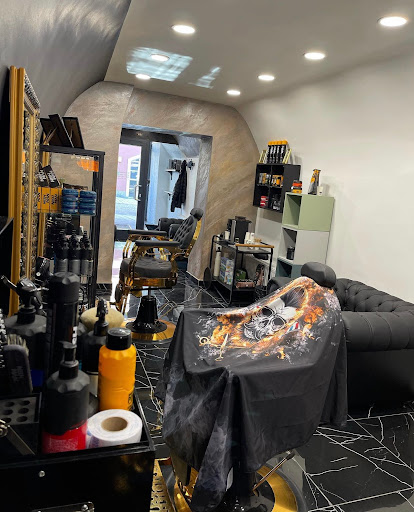 Monopoly Barber club Vöcklabruck In Vöcklabruck