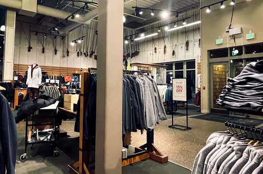Clothing Store «L.L. Bean», reviews and photos, 1000 Ross Park Mall Dr, Pittsburgh, PA 15237, USA