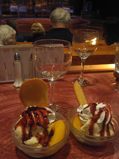 Performing Arts Theater «Westchester Broadway Theatre», reviews and photos, 1 Broadway Plaza, Elmsford, NY 10523, USA