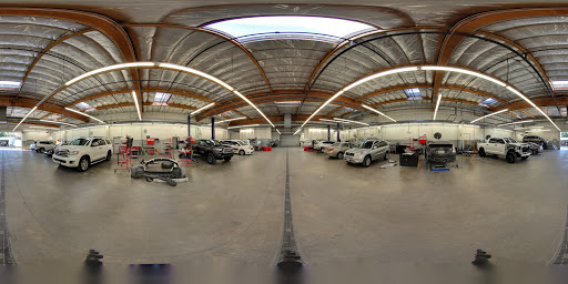 Auto Body Shop «Folsom Lake Toyota Collision Center», reviews and photos, 12747 Folsom Blvd, Folsom, CA 95630, USA