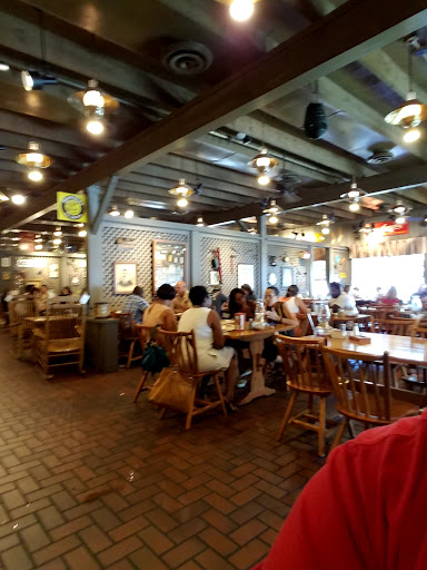 American Restaurant «Cracker Barrel Old Country Store», reviews and photos, Celebration Dr, Suwanee, GA 30024, USA