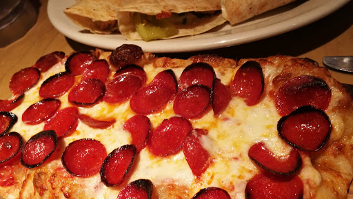 Restaurant «The Cheesecake Factory», reviews and photos, 2402 East Camelback, Phoenix, AZ 85016, USA