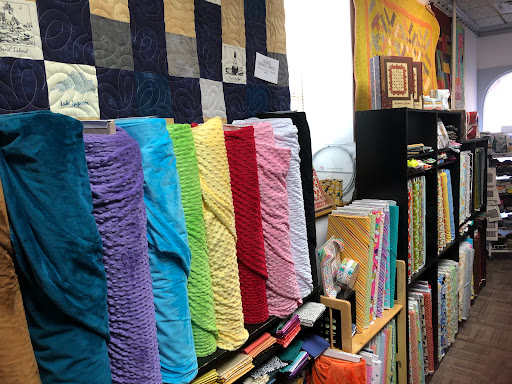 Quilt Shop «Quilt Elements», reviews and photos, 7 S Broad St, Bayfield, WI 54814, USA