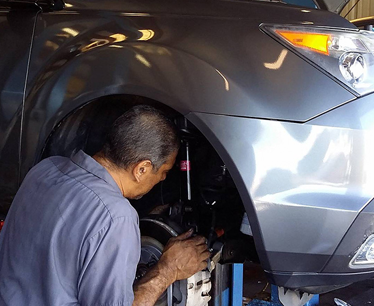 Auto Repair Shop «Reynoso Auto Repair», reviews and photos, 200 W Carroll St, Kissimmee, FL 34741, USA