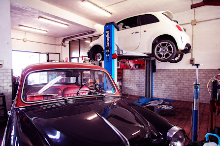 Officina meccanica autoriparatore Moba di Baldasssarre Sante C. S.N.C. Via Niccolò Paganini, 98, 67051 Avezzano AQ, Italia