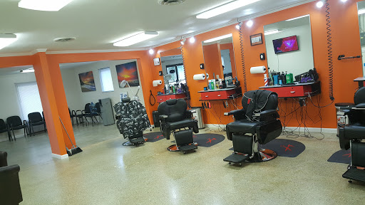 Barber Shop «DCB Barber Shop - Barber Shop Hispano», reviews and photos, 1545 E Olive Rd, Pensacola, FL 32514, USA