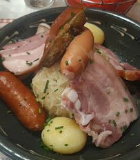 Choucroute d'Alsace du Restaurant de spécialités alsaciennes D'baecka Ofa Stub à Ribeauvillé - n°14