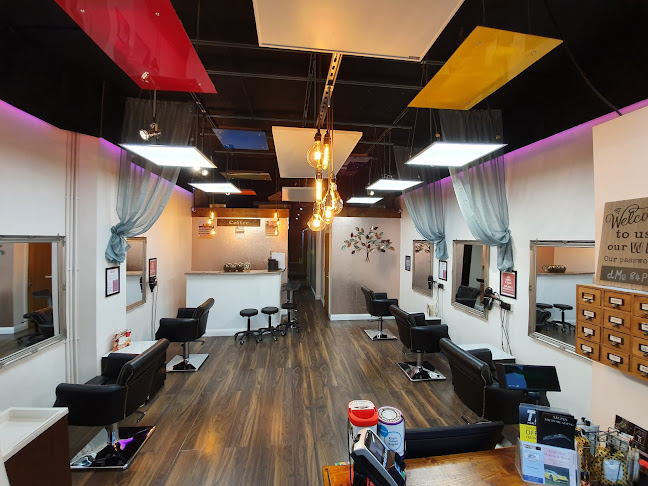 Reviews of Campbell & Glasby Hair And Beauty Company in Worthing - Barber shop