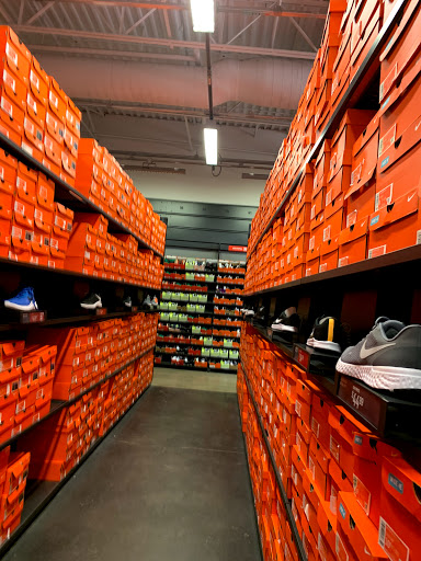 Sporting Goods Store «Nike Factory Store», reviews and photos, 5050 Factory Shops Blvd #905, Castle Rock, CO 80108, USA