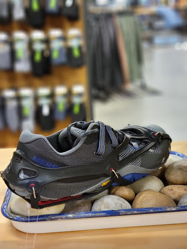 Outdoor Sports Store «REI», reviews and photos, 161 Town Square Pl, King of Prussia, PA 19406, USA