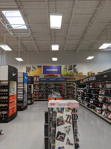 Sporting Goods Store «Academy Sports + Outdoors», reviews and photos, 5400 Brodie Ln, Sunset Valley, TX 78745, USA