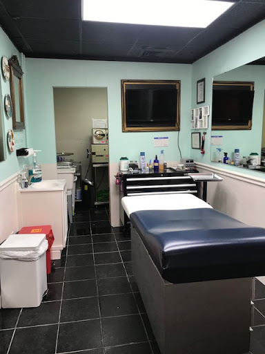 Tattoo Shop «Capital City Tattooz», reviews and photos, 458 W Tennessee St, Tallahassee, FL 32301, USA