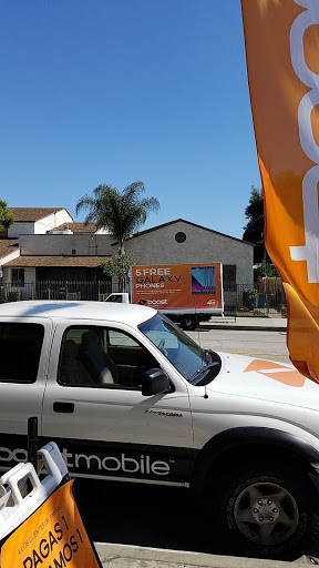 Cell Phone Store «GRECKO CONNEXION (BOOST MOBILE STORE)», reviews and photos, 3757 E 1st St, Los Angeles, CA 90063, USA