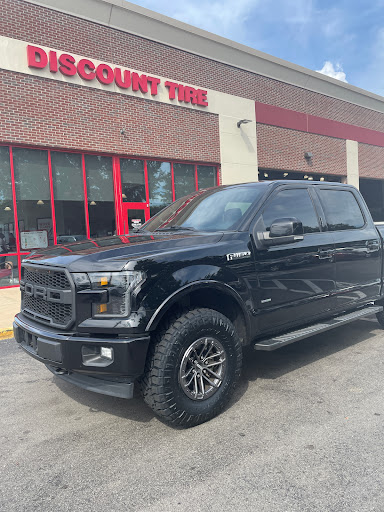 Tire Shop «Discount Tire Store - Lebanon, TN», reviews and photos, 613 S Cumberland St, Lebanon, TN 37087, USA