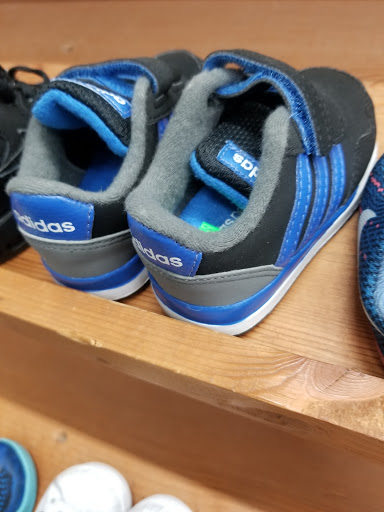 Shoe Store «K & T Shoes», reviews and photos, 485 Pickwick St S, Savannah, TN 38372, USA