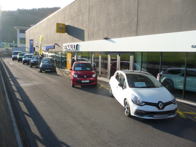 Rezensionen über Garage Lienert AG Renault & Dacia & Ssangyong & Carxpert Einsiedeln in Einsiedeln - Reisebüro