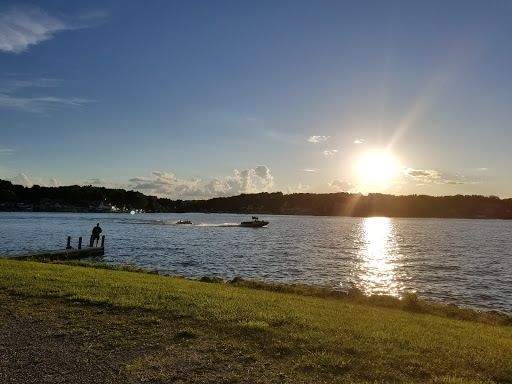 Tourist Attraction «Apple Valley Lake», reviews and photos, Apple Valley Dr, Howard, OH 43028, USA