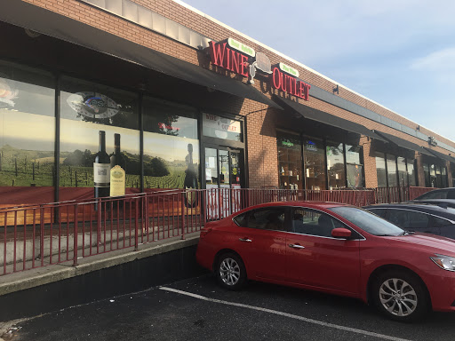 Wine Store «Wine Outlet», reviews and photos, 10 Meadowlands Pkwy, Secaucus, NJ 07094, USA