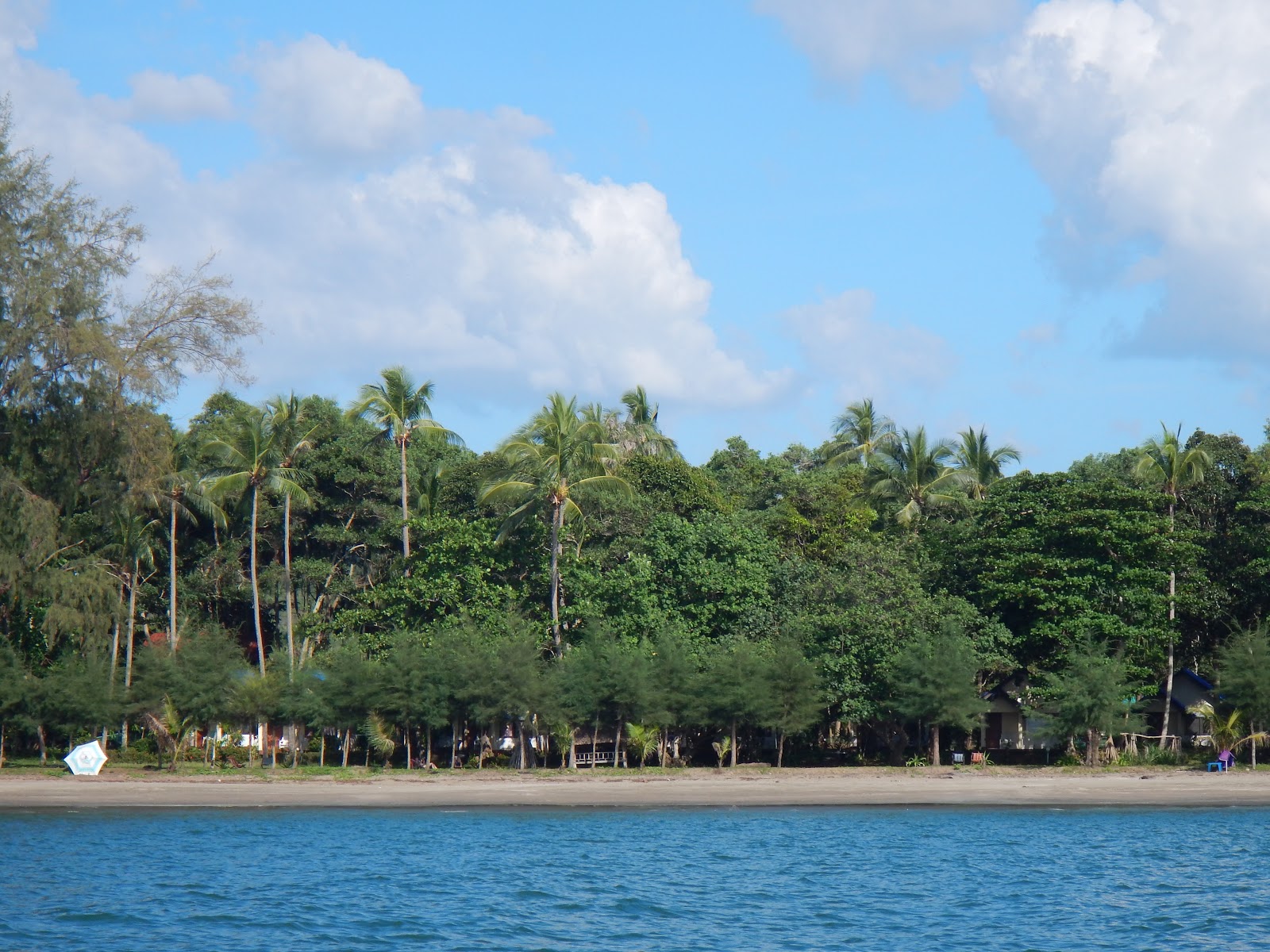 Sukorn Beach photo #8