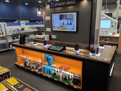 Electronics Store «Best Buy», reviews and photos, 1876 S Randall Rd, Geneva, IL 60134, USA