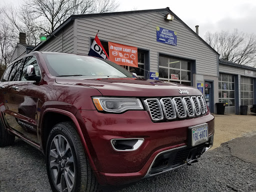 Car Detailing Service «Auto Advantage Of Va Inc», reviews and photos, 222 S King St, Leesburg, VA 20175, USA