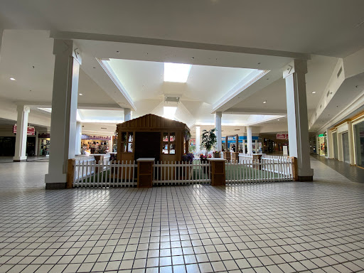 Shopping Mall «Golden East Crossing», reviews and photos, 1100 N Wesleyan Blvd, Rocky Mount, NC 27804, USA