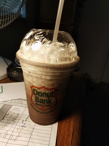 Donut Shop «Donut Bank», reviews and photos, 3988 IN-261, Newburgh, IN 47630, USA