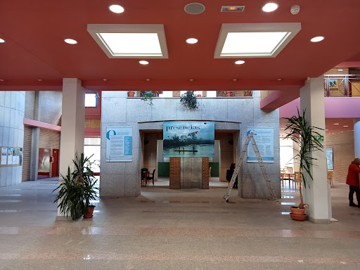 Centro Comarcal de Humanidades Sierra Norte en La Cabrera