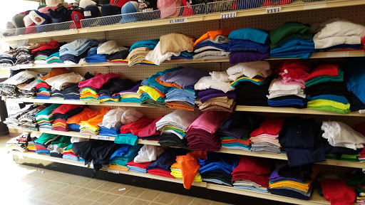 Custom T-shirt Store «J and R T-Shirts», reviews and photos, 5317 Aldine Mail Rte Rd, Houston, TX 77039, USA