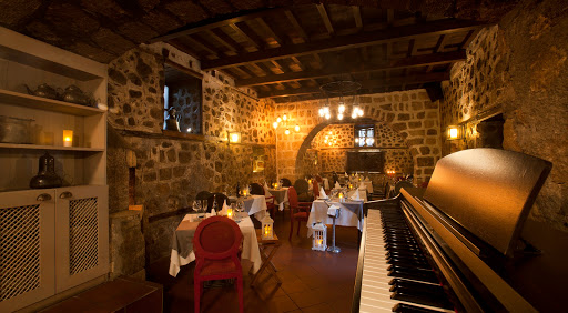 Du Bastion Fine Dining Restaurant