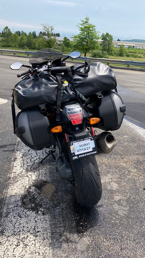 BMW Motorcycle Dealer «Engle Motors», reviews and photos, 6633 E Truman Rd, Kansas City, MO 64126, USA