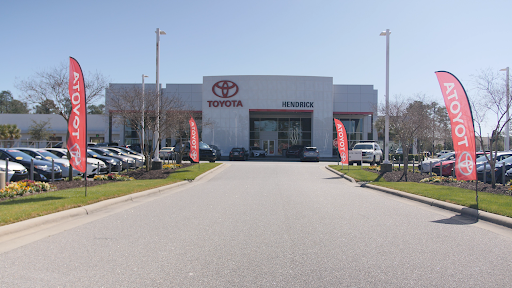 Toyota Dealer «Hendrick Toyota of Wilmington», reviews and photos, 5640 Market St, Wilmington, NC 28405, USA