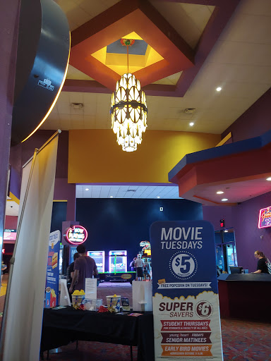 Movie Theater «Wehrenberg Theatres Bloomington Galaxy 14 Cine + IMAX», reviews and photos, 1111 Wylie Dr, Bloomington, IL 61705, USA