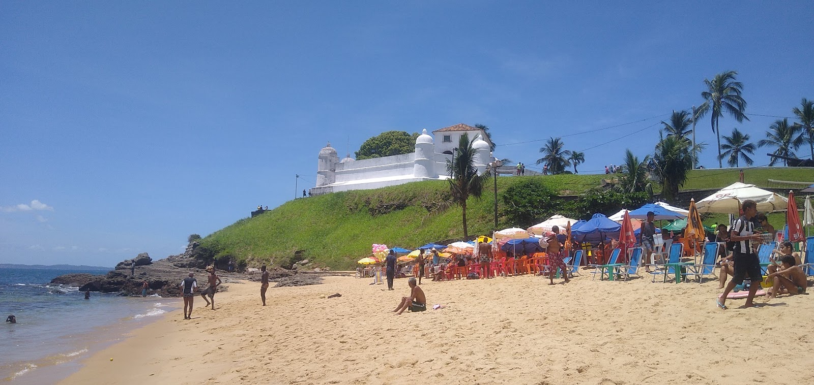 Boa Viagem Beach'in fotoğrafı - rahatlamayı sevenler arasında popüler bir yer