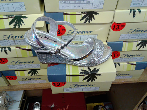 Shoe Store «Discount Shoe Factory», reviews and photos, 1701 S Rainbow Blvd, Las Vegas, NV 89146, USA