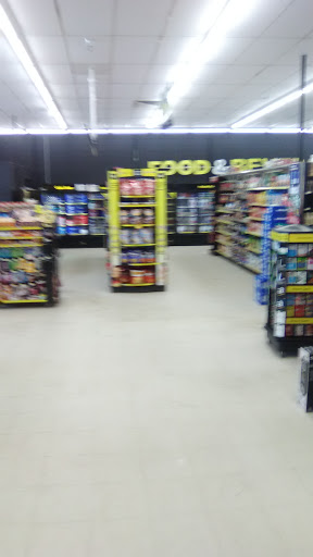 Discount Store «Dollar General», reviews and photos, 6100 W Main St, Eau Claire, MI 49111, USA