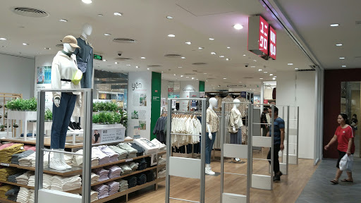 Uniqlo