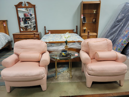 Thrift Store «Restoration Ministries», reviews and photos, 351 W 162nd St, South Holland, IL 60473, USA