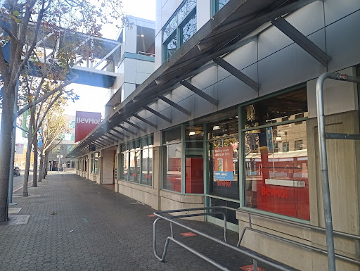 Wine Store «BevMo!», reviews and photos, 525 Embarcadero West, Oakland, CA 94607, USA