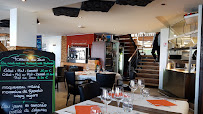 Atmosphère du Restaurant français Restaurant L'Escalumade à Gujan-Mestras - n°19