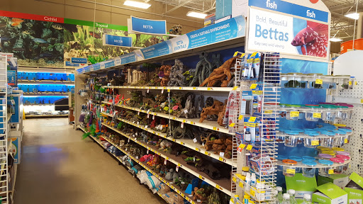 Pet Supply Store «PetSmart», reviews and photos, 400 Mill Creek Dr, Secaucus, NJ 07094, USA