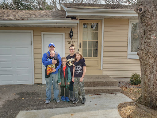 Real Estate Agents «Edina Realty - Pam Artmann», reviews and photos, 231 Main St NW #200, Elk River, MN 55330, USA