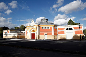 CNAC Centre national des arts du cirque - Site historique