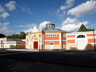 CNAC Centre national des arts du cirque - Site historique