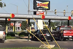 Sonic Drive-In image