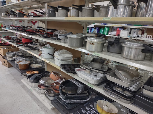 Thrift Store «We Care Thrift Store», reviews and photos, 420 Market St, Dayton, TN 37321, USA