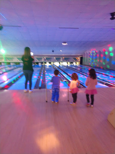 Bowling Alley «Herrill Lanes», reviews and photos, 465 Herricks Rd, New Hyde Park, NY 11040, USA